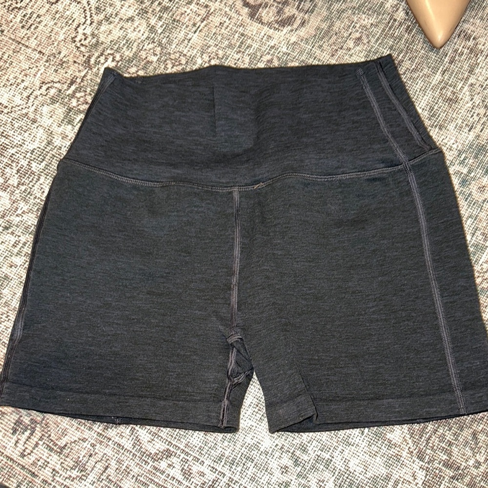 Alphalete R6 4” Shorts